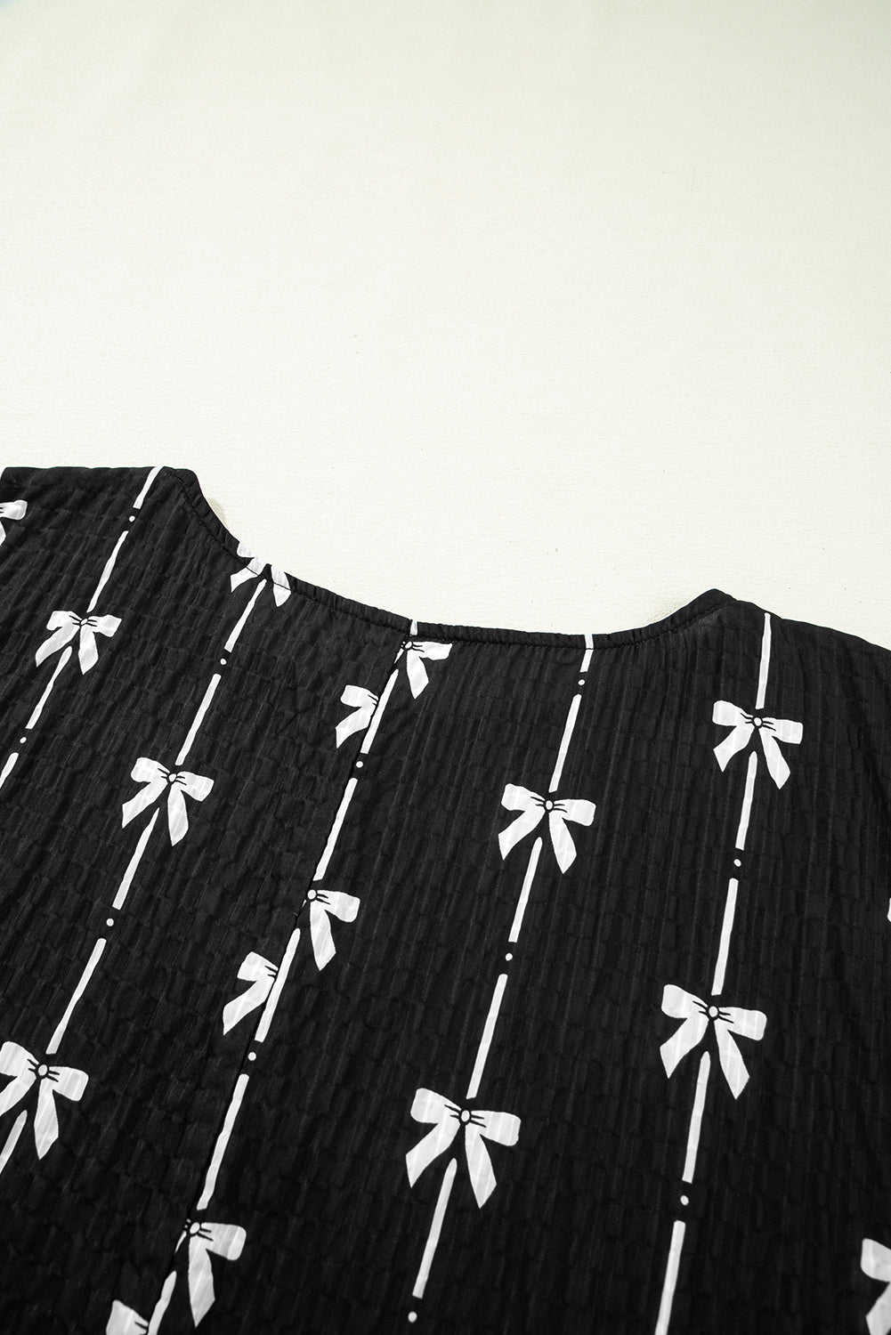 Black Bow Print Puff Short Sleeve Top